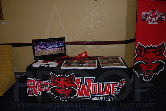 Player welcoming to hotel 1-1-14 (©Justin Manning) (©Justin Manning) JWM_0134