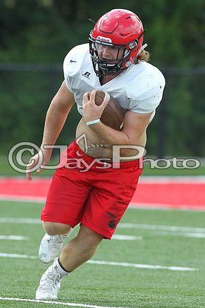 Harmony Grove Football Practice 8-10-17_JWM00021