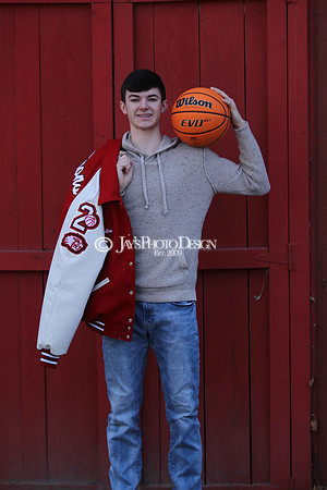 Brayden Lyons senior pictures 12-23-19_0019