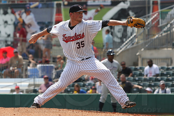 Northwest Arkansas Naturals @ Arkansas Travelers 9-2-13 (© Justin Manning) JWM0124