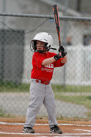 Phillies vs. Razorbacks 5-6 year old baseball 4-3-2014 (© Justin Manning) JWM_0072