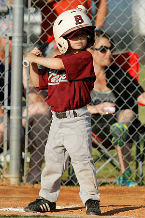 Panthers @ Mets 5-6 year old baseball 4-22-2014 (© Justin Manning) JWM_0013