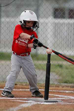 Phillies vs. Razorbacks 5-6 year old baseball 4-3-2014 (© Justin Manning) JWM_0094