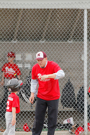 Phillies vs. Razorbacks 5-6 year old baseball 4-3-2014 (© Justin Manning) JWM_0249