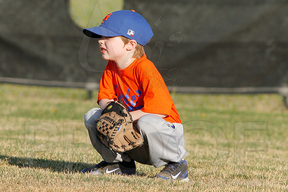 Panthers @ Mets 5-6 year old baseball 4-22-2014 (© Justin Manning) JWM_0113