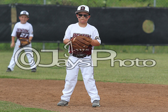 Benton (Cobb) vs. Benton 5-6 year old All-Stars 6-14-2015 (©Justin Manning) JWM_0001