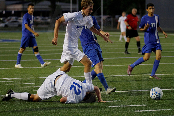 Conway @ Bryant Varsity Boys Soccer 5-1-12 (Justin Manning)020
