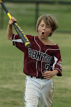Benton-Midkiff vs. Bryant-Griffin 8 year old (Cal Ripken) 7-20-2014 (©Justin Manning) JWM_005