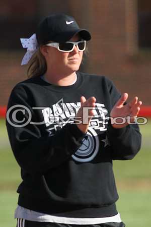 Bauxite @ Harmony Grove softball 4-21-2015 (©Justin Manning) JWM_0326