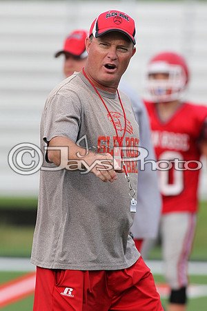 Glen Rose towel game (preseason football red-white game) 5-28-2015 (©Justin Manning) JWM_0090