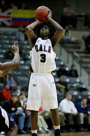 FAU @ UALR 1-24-13 (Justin Manning)0104