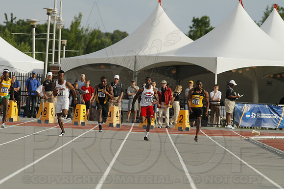 NCAA West Track and Field Preliminaries 5-30-2014 (© Justin Manning) JWM_0192