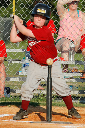 Phillies vs. Razorbacks 5-6 year old baseball 6-3-2014 (© Justin Manning) JWM_0140