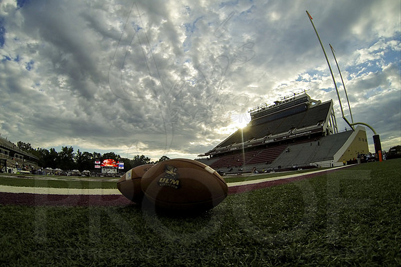 Georgia State @ ULM 10-26-13 (©Justin Manning) JWM_0726-2