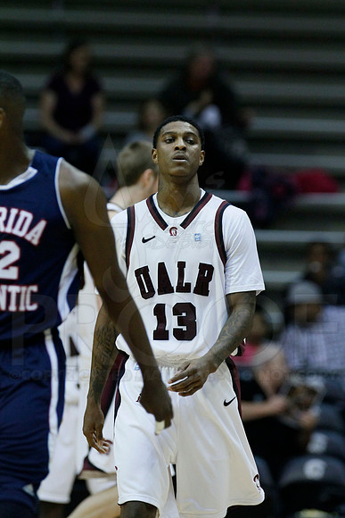FAU @ UALR 1-24-13 (Justin Manning)0036