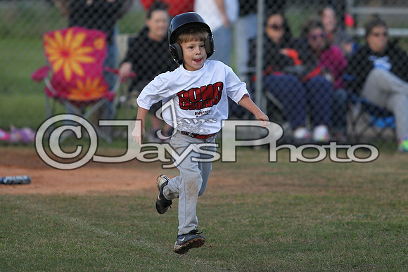 Bomb Squad vs Tigers 6-7 year old (Pitching Machine) 4-27-2015 (©Justin Manning) JWM_0025