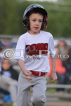 Bomb Squad vs Tigers 6-7 year old (Pitching Machine) 4-27-2015 (©Justin Manning) JWM_0049