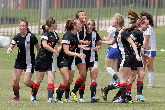 4A State Soccer Finals Maumelle vs. Valley View 5-24-2014 (© Justin Manning) JWM_0174
