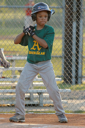 Thunder vs. A's 9-10 year old baseball 4-22-2014 (© Justin Manning) JWM_0138