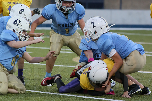 Catholic @ Pulaski Academy (Peewee) 10-14-2014 (©Justin Manning) JWM_0049