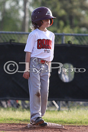 Bomb Squad vs Tigers 6-7 year old (Pitching Machine) 4-27-2015 (©Justin Manning) JWM_0125