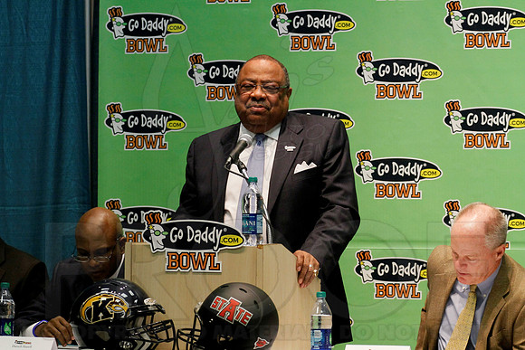 Go Daddy Press Conference (Larry the Cable Guy) & Mayor Luncheon 1-4-13 (Justin Manning)0023
