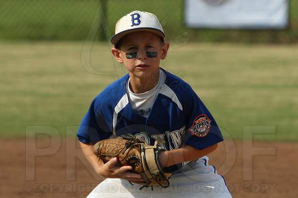 Benton-Midkiff vs. Bryant-Griffin 8 year old (Cal Ripken) 7-20-2014 (©Justin Manning) JWM_337