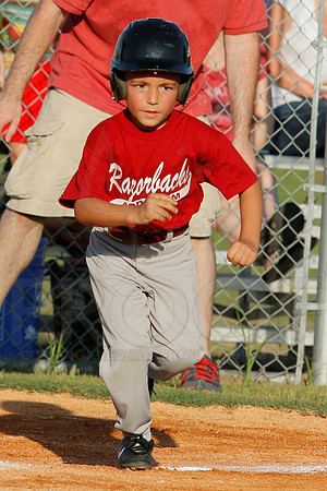 Phillies vs. Razorbacks 5-6 year old baseball 6-3-2014 (© Justin Manning) JWM_0189