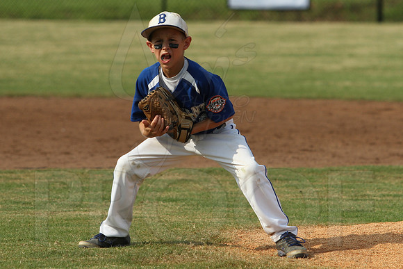 Benton-Midkiff vs. Bryant-Griffin 8 year old (Cal Ripken) 7-20-2014 (©Justin Manning) JWM_336