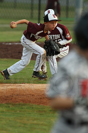 Benton vs. Madison County 8 year olds (Pastiche magazine) 7-18-2014 (©Justin Manning) JWM_052