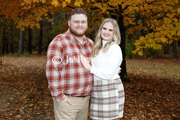 Aaron & Rebekah (Engagment Photos) 11-25-22_JWM_0265