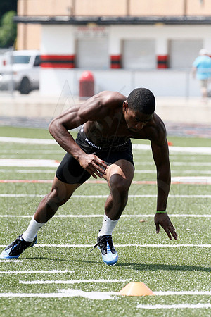 ArkansasVarsity Combine 5-26-12(Justin Manning)052