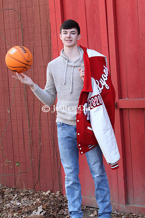 Brayden Lyons senior pictures 12-23-19_0042