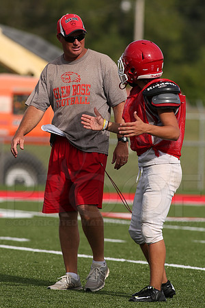Glen Rose Football Practice 9-2-2014 (©Justin Manning) JWM_210