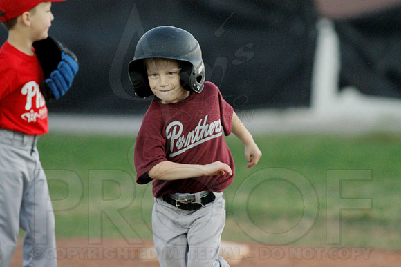 Phillies vs. Panthers 5-6 year old 5-6-2014 (© Justin Manning) JWM_0155