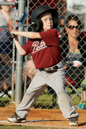 Panthers @ Mets 5-6 year old baseball 4-22-2014 (© Justin Manning) JWM_0036