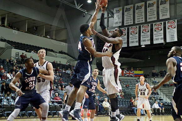 FAU @ UALR 1-24-13 (Justin Manning)0029