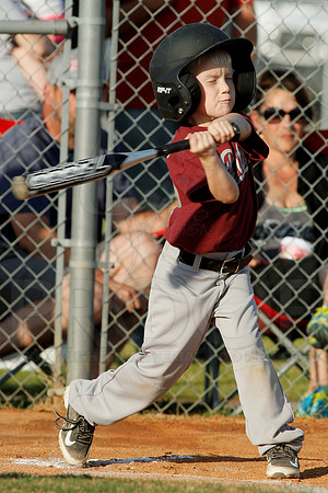 Panthers @ Mets 5-6 year old baseball 4-22-2014 (© Justin Manning) JWM_0037
