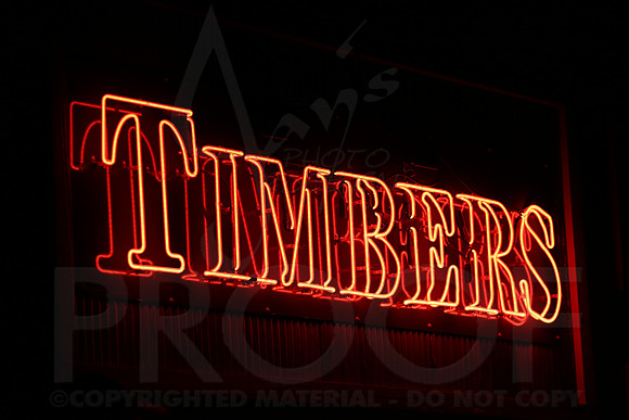 Midnight Hurricanes (Timbers) 9-6-2014 (©Justin Manning) JWM_003