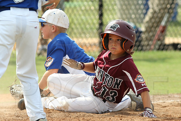 Benton-Midkiff vs. Bryant-Griffin 8 year old (Cal Ripken) 7-20-2014 (©Justin Manning) JWM_184