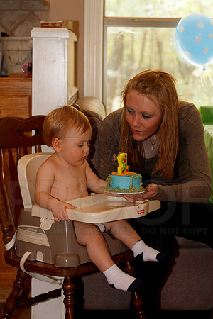 Kaleb's 1st birthday party 10-21-12 (Justin Manning)0025