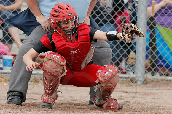 Harmony Grove @ Glen Rose softball 3-31-2014 (© Justin Manning) JWM_0108