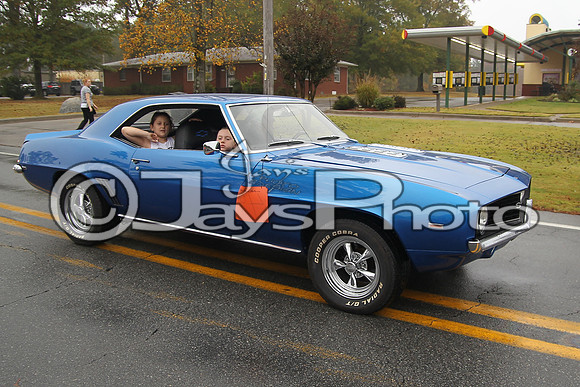East End Parade 11-4-17_JWM0134