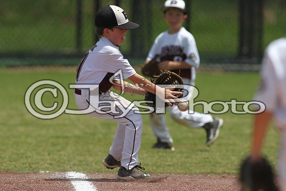 Benton vs. Harrison Cal Ripken t-ball All-Stars 7-10-2015 (©Justin Manning) JWM_0156
