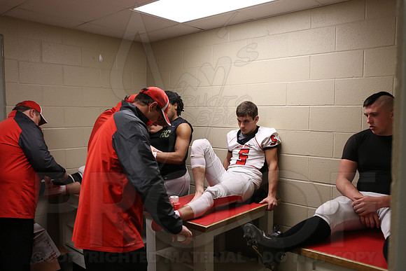 Glen Rose vs. Charleston 12-21-13 (©Justin Manning) (©Justin Manning) JWM0163 0163