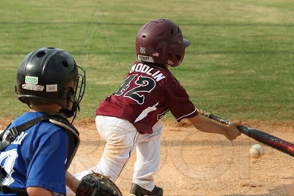 Benton-Midkiff vs. Bryant-Griffin 8 year old (Cal Ripken) 7-20-2014 (©Justin Manning) JWM_318