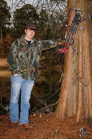 Austin Hicks senior pictures 12-29-13 (�Justin Manning) (�Justin Manning) (�Justin Manning) JWM_0095