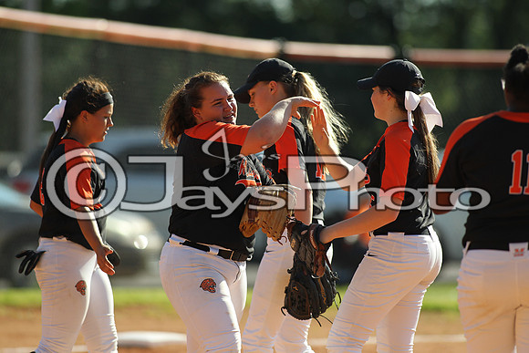Benton-Harmony Grove @ Malvern 4-25-17_JWM00208