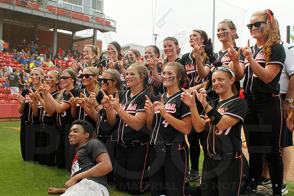 5A State Softball Finals Vilonia vs. White Hall 5-23-2014 (© Justin Manning) JWM_0489