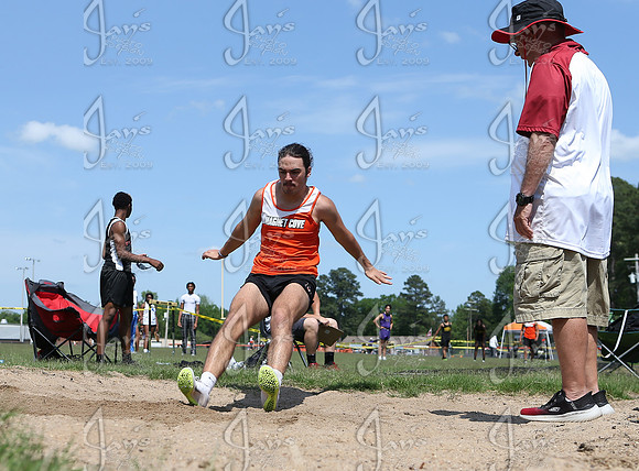 2A Region 8 District Track Meet 4-28-25_JWM_0318